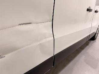 Renault Trafic 2.0 Blue dCi 150 Comfort Automatic picture 37