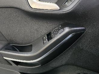 Ford Fiesta 1.0 Ecoboost Titanium 5drs BJR.2017 picture 34