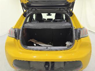 Peugeot 208 HB 1.2 Puretech 130 GT-Line Aut8 picture 44