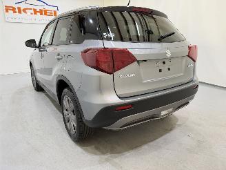 Suzuki Vitara 1.0 Boosterjet Select Automaat picture 16