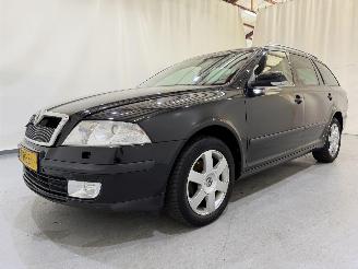 Skoda Octavia Combi 1.6 FSI Elegance Navi/Clima picture 3