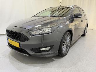 Ford Focus Wagon ST-Line 140 EcoBoost picture 33