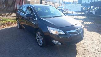 Auto da rottamare Opel Astra Astra J Sports Tourer (PD8/PE8/PF8), Combi, 2010 / 2015 1.4 Turbo 16V 2011/1