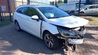 Vrakbiler auto Opel Astra Astra K Sports Tourer, Combi, 2015 / 2022 1.4 Turbo 16V 2016/9