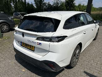 Peugeot 308 SW 1.2 PureTech Active Pack Business picture 4