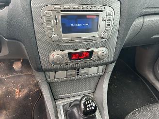 Ford Focus 1.6 TDCI   Limited Stationcar picture 10