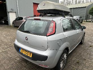 Fiat Punto Evo 1.3 JTD  5 Drs picture 6