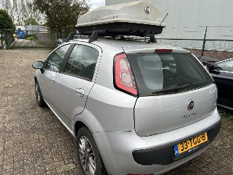 Fiat Punto Evo 1.3 JTD  5 Drs picture 7