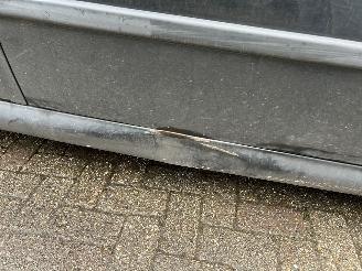 Peugeot 107 1.0-12V  Millesim 200   5 Drs-Airco picture 3