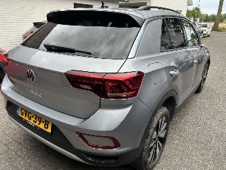 Volkswagen T-Roc 1.0 TSI    Move picture 7