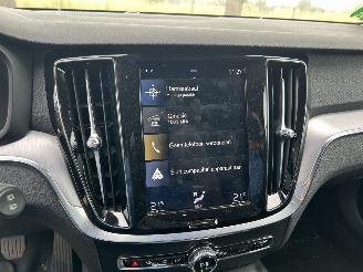 Volvo V-60 2.0 D 3  Momentum picture 10