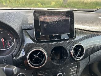 Mercedes B-klasse 220 D  Automaat picture 10