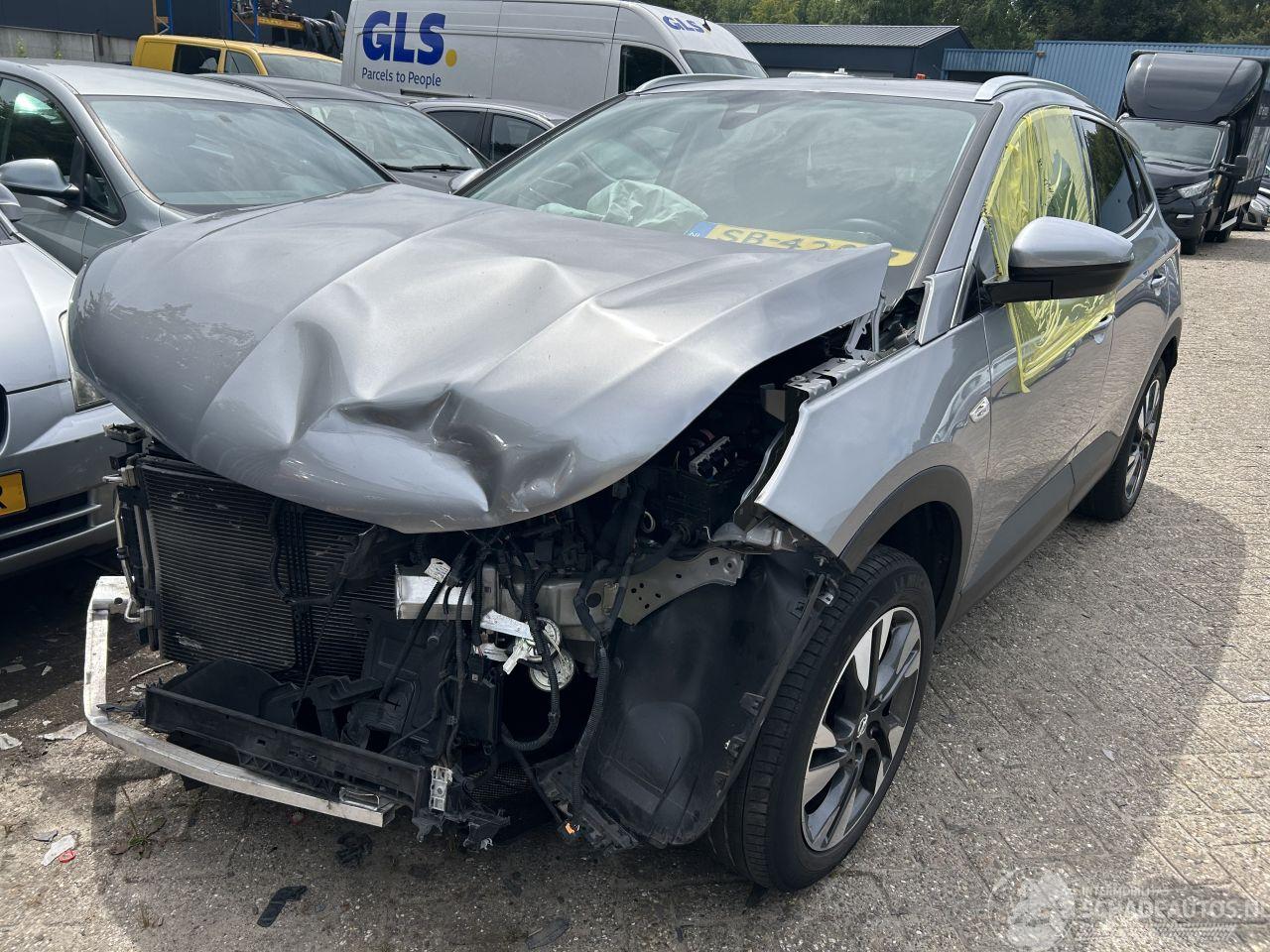 Opel Grandland X 1.2 Turbo