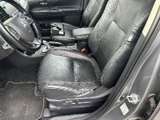 Mitsubishi Outlander 2.0 PluginHybrid Instyle  Automaat picture 10