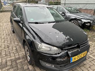 Volkswagen Polo 1.2 EasyLine  5 Drs picture 2