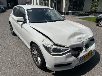 BMW 1-serie 116i picture 3