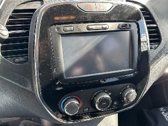 Renault Captur 1.2 TCe Automaat Limited picture 9