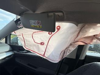 Volkswagen Golf Stationcar 1.0 TSI Life picture 16