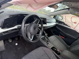 Volkswagen Golf Stationcar 1.0 TSI Life picture 14