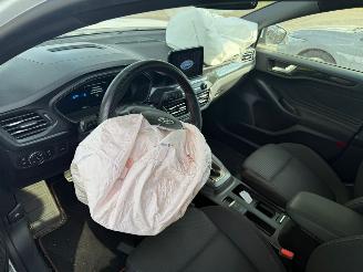 Ford Focus Stationcar 1.0  Hybrid  ST Line picture 8