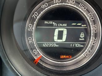 Citroën C4 1.2 PureTech Business  5 Drs picture 8