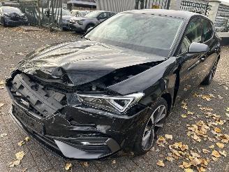 skadebil auto Seat Leon 1.5 eTSI  Hybrid Automaat  FR Launch Edition 2021/6
