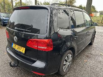 Volkswagen Touran 1.4 picture 4
