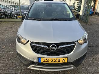 Opel Crossland X  1.2 T Innovation  Automaat picture 2