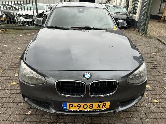 BMW 1-serie 116i   5 drs - schuifdak picture 2