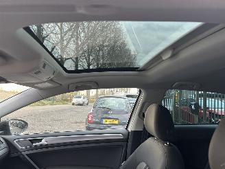 Volkswagen Golf 1.2 TSI  Trenline  ( panoramadak ) picture 10