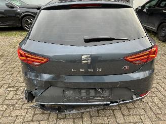 Seat Leon 2.0 TDI  Automaat FR uitvoerring  5 Drs Panoramadak picture 6