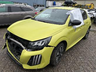 skadebil auto Peugeot e-208 EV Style   50 kWh  Automaat   ( Nieuw Prijs 37000,00 ) 2025/2