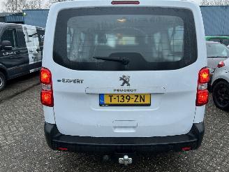 Peugeot Expert Electrisch   Automaat  9 persoons picture 8