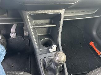 Volkswagen Up! 1.0 picture 10