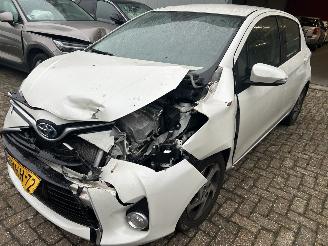 Voiture accidenté Toyota Yaris 1.5 Hybrid Automaat 2014/8