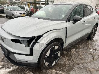krockskadad bil auto Volvo EX30 Extend Ultra  69 kWh  ( Panoramadak ) 2024/3
