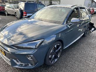 Voiture accidenté Cupra Leon Sportstourer 1.5 PHEV  Business  Automaat  ( NW prijs 46000,00 ) 2025/1
