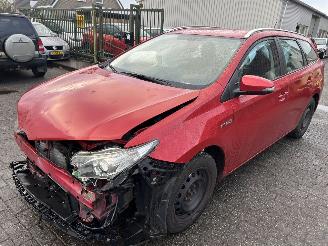 Coche accidentado Toyota Auris 1.8 Hybrid  Stationcar  Aspiration 2014/2
