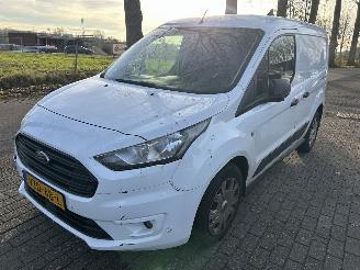 krockskadad bil bedrijf Ford Transit Connect 1.5 TDCI 2013/11