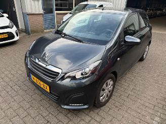skadebil auto Peugeot 108 1.0  e-VTI    ( 24709 Km ) 2021/10