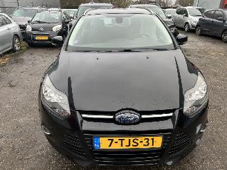 Ford Focus 1.0 EcoBoost  Stationcar picture 2