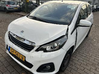 skadebil auto Peugeot 108 1.0 e-VTi Active 2015/4