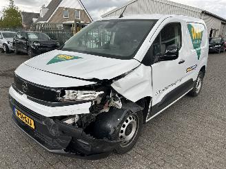 skadebil bedrijf Opel Combo 1.5 CDTI  BlueHDI 2024/7
