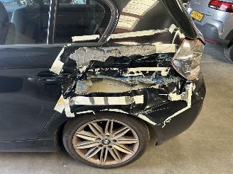 BMW 1-serie 116i   5  Drs picture 7