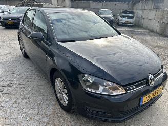 Volkswagen Golf 1.0 TSI   5 Drs picture 3
