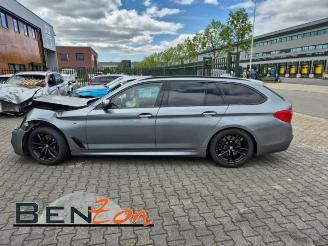 BMW 5-serie 5 serie Touring (G31), Combi, 2017 530i 2.0 TwinPower Turbo 16V picture 2
