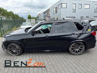 Vrakbiler auto BMW X5 X5 (F15), SUV, 2013 / 2018 M50d 3.0 24V 2016/11