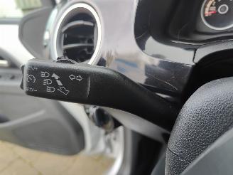 Volkswagen Up! 1.0 High Up! picture 15