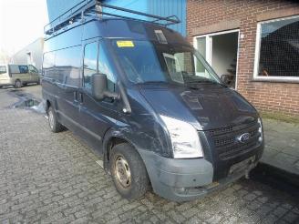 Ford Transit  picture 3