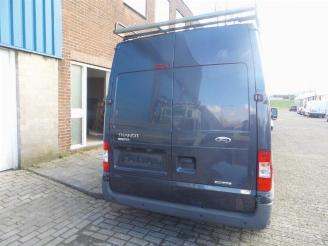 Ford Transit  picture 4